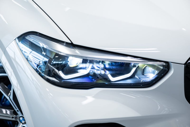 2023 BMW X5 xDrive30d M Sport + Innovations image 4