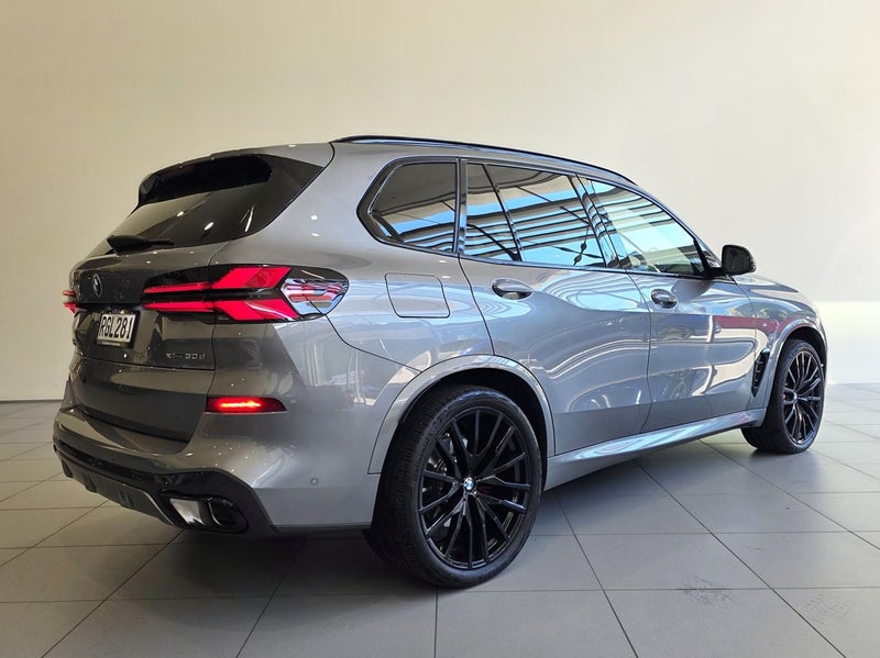 2023 BMW X5 Xdrive30d Sport Collection image 4