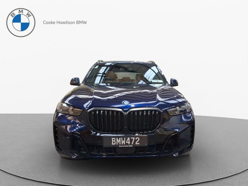 2023 BMW X5 XDRIVE50E with M Sport Pro and Inno... image 2