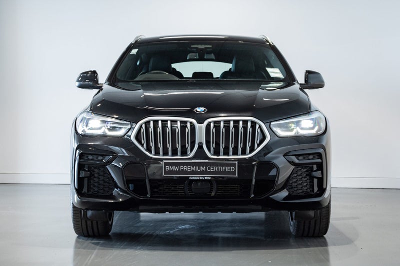 2023 BMW X6 xDrive30d M Sport + Comfort image 3