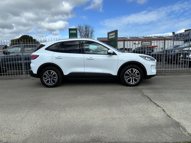 2023 Ford Escape FWD PHEV 2.5 HYBRID image 3