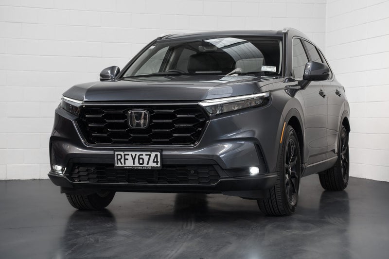 2023 Honda CR-V Sport 7 Seater image 3