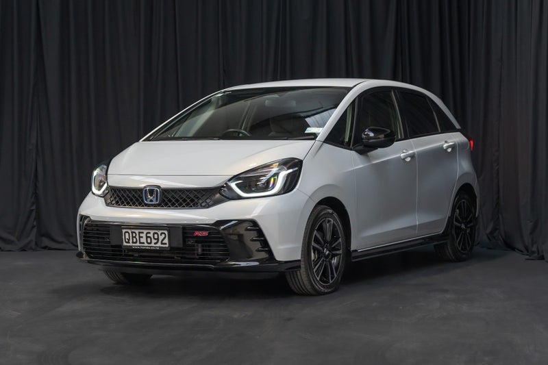 2023 Honda Jazz RS e:HEV image 3