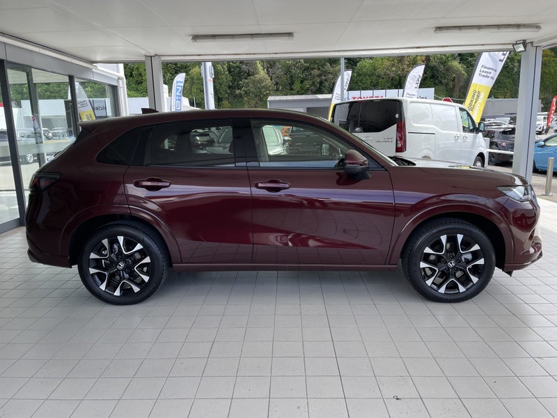 2023 Honda ZR-V Sport 2.0 e:HEV image 2