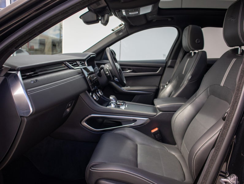2023 Jaguar F-PACE P400E R-DYNAMIC HSE image 3