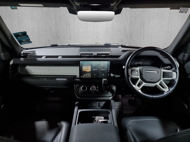 2023 Land Rover Defender 110 D240 S 4X4 image 2