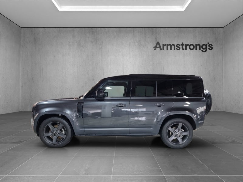 2023 Land Rover Defender 110 D240 S 4X4 image 5