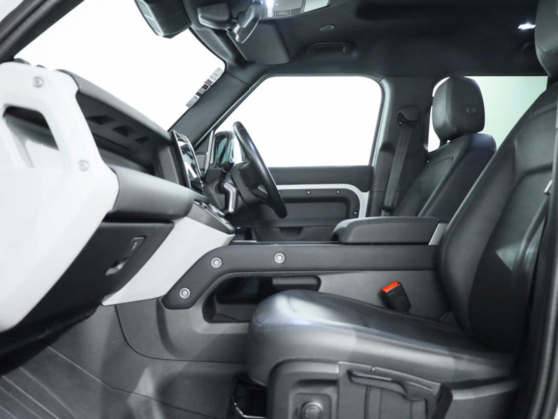 2023 Land Rover Defender 110 D300 S, 221KW, 4WD... image 3