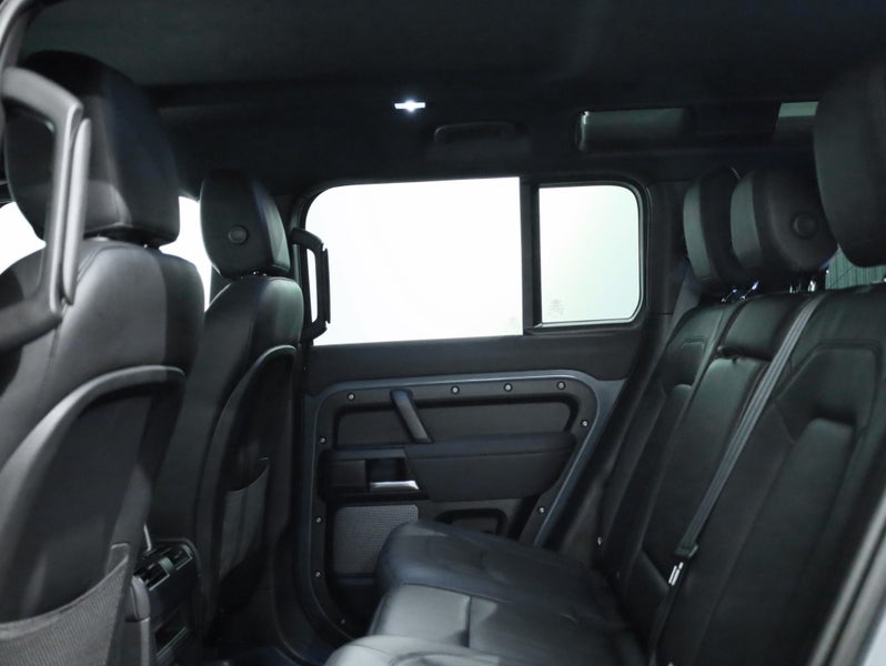 2023 Land Rover Defender 110 P400 S, 3.0L TWIN... image 5