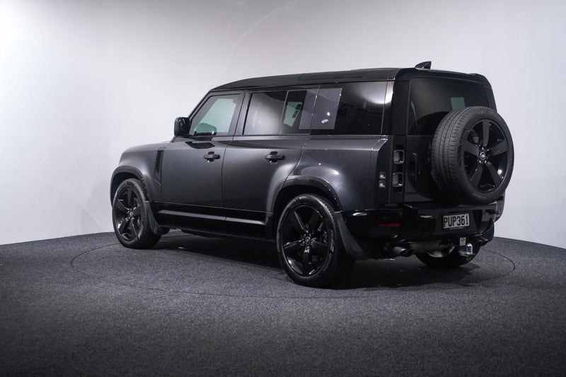 2023 Land Rover Defender 110 V8 SUPERCHARGED, 5... image 5