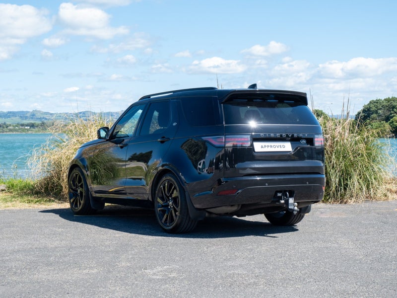 2023 Land Rover Discovery D300 R-DYNAMIC HSE image 2