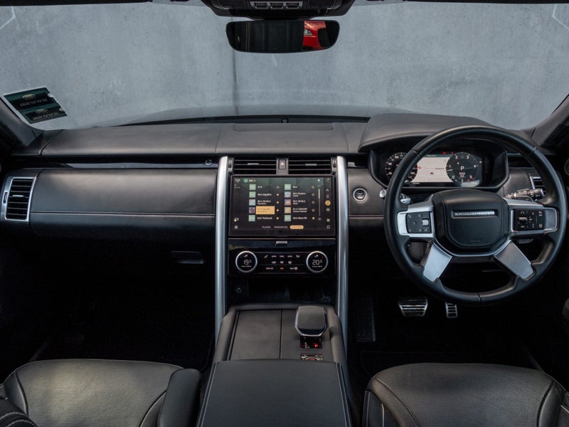 2023 Land Rover Discovery D300 R-DYNAMIC HSE image 4
