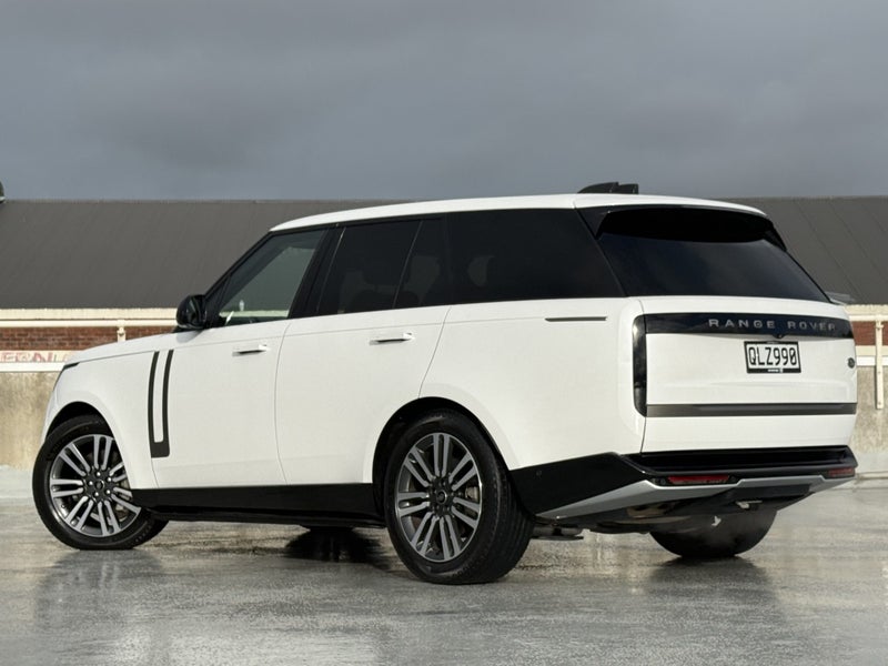 2023 Land Rover Range Rover D350 HSE SWB image 2