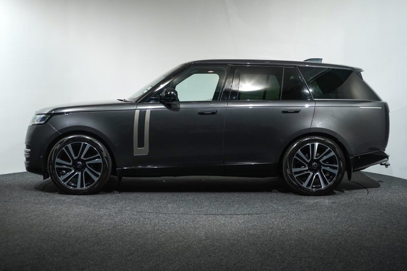 2023 Land Rover Range Rover D350 SE, 3.0L TURBO... image 4