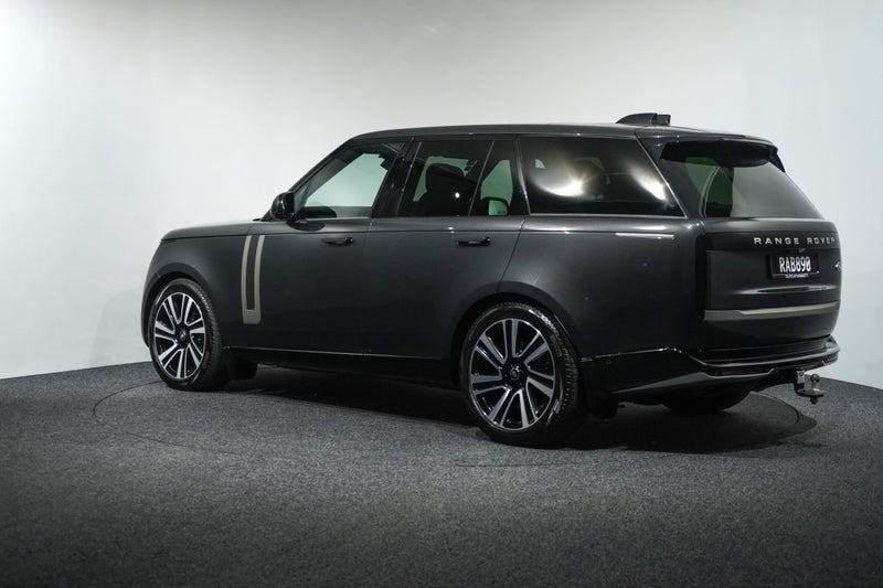 2023 Land Rover Range Rover D350 SE, 3.0L TURBO... image 5