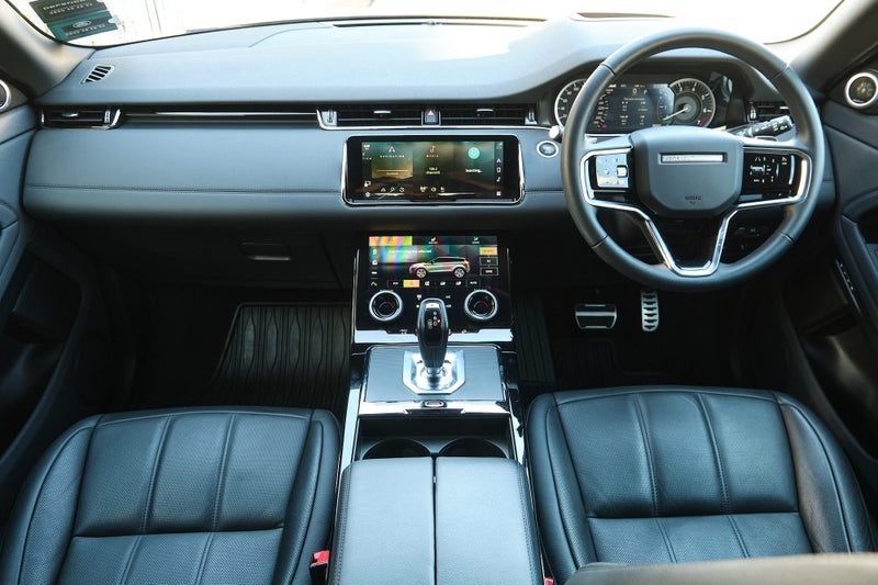 2023 Land Rover Range Rover Evoque P300e R-Dyna... image 5
