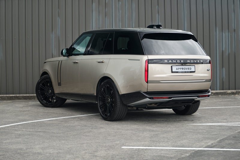 2023 Land Rover Range Rover P530 SE SWB image 2