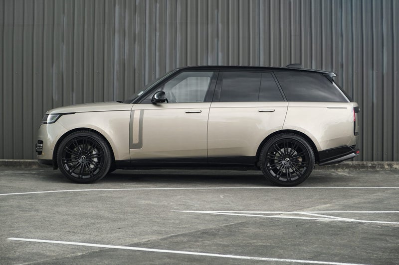 2023 Land Rover Range Rover P530 SE SWB image 5