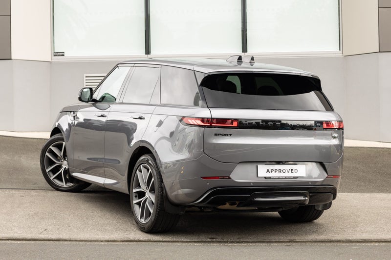 2023 Land Rover Range Rover Sport . image 2