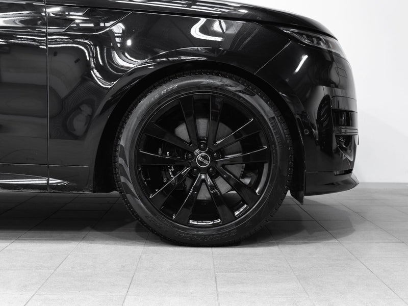 2023 Land Rover Range Rover Sport D300 Dynamic SE image 5