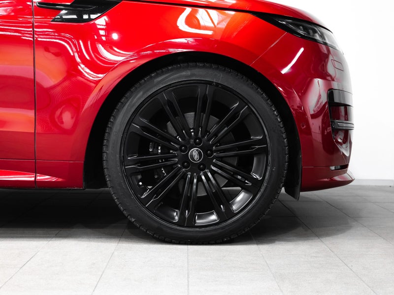 2023 Land Rover Range Rover Sport D350 Dynamic... image 5