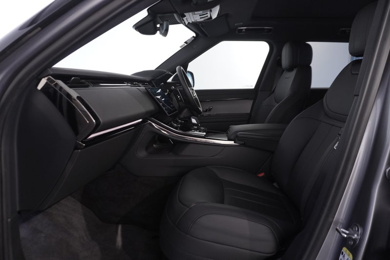 2023 Land Rover Range Rover Sport D350 DYNAMIC... image 3