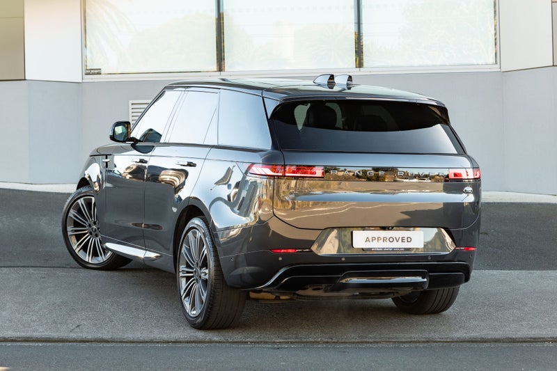 2023 Land Rover Range Rover Sport D350 Dynamic HSE image 2
