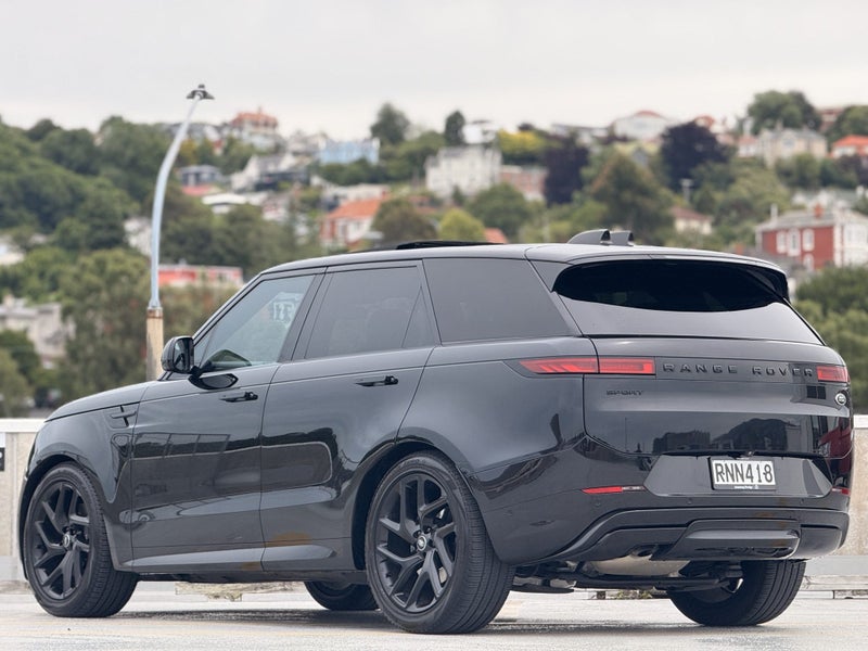 2023 Land Rover Range Rover Sport D350 Dynamic HSE image 2