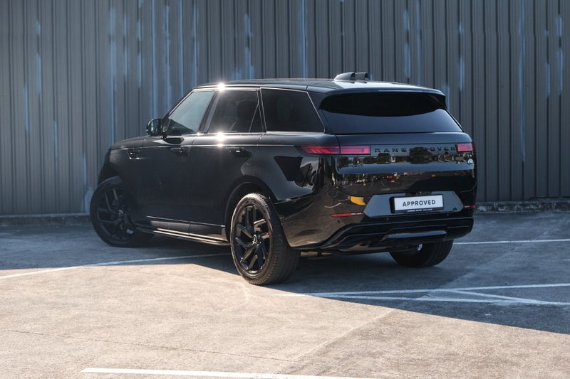 2023 Land Rover Range Rover Sport D350 Dynamic SE image 3