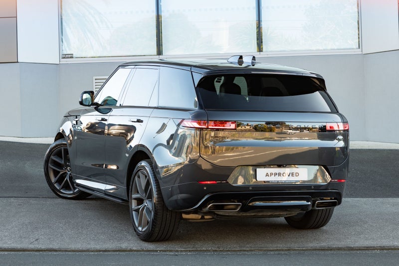2023 Land Rover Range Rover Sport P400 Dynamic SE image 2