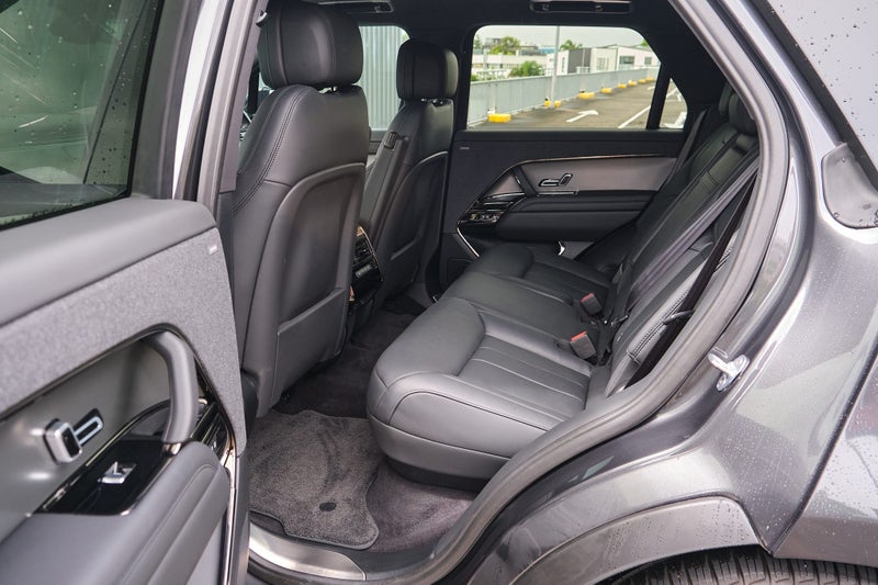 2023 Land Rover Range Rover Sport P510e Dynamic SE image 4