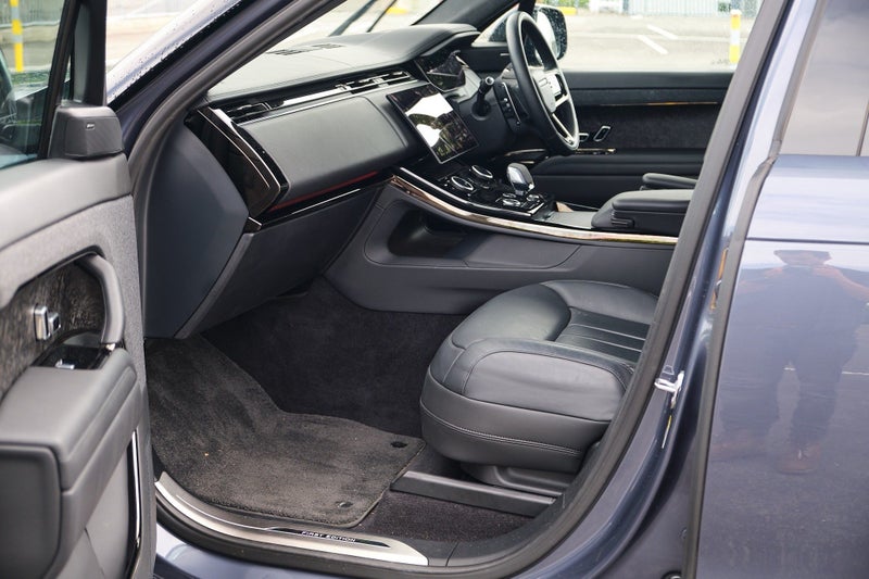 2023 Land Rover Range Rover Sport P530 First Ed... image 3