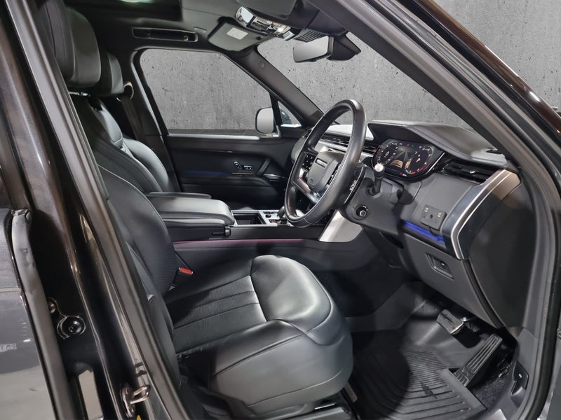 2023 Land Rover Range Rover SV P530 SWB 4.4PT image 2