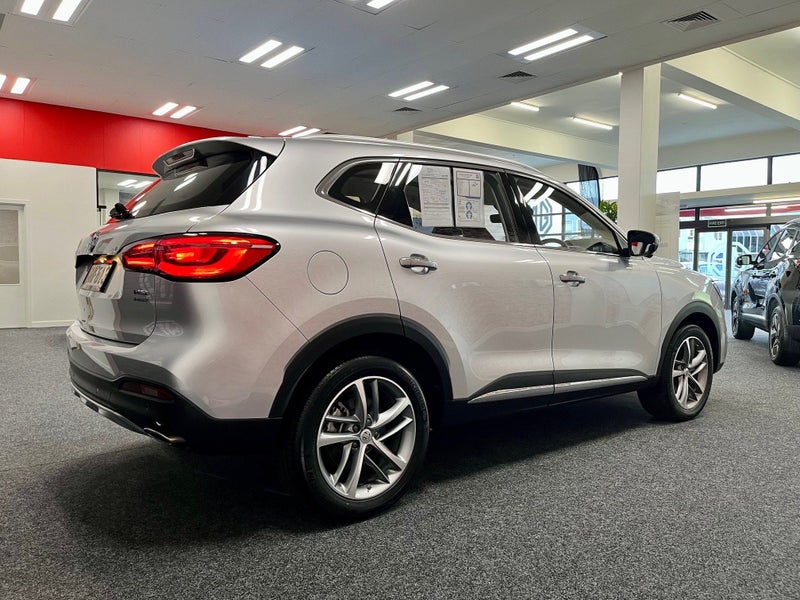 2023 MG HS PHEV Essence Plug-In Hybrid image 2