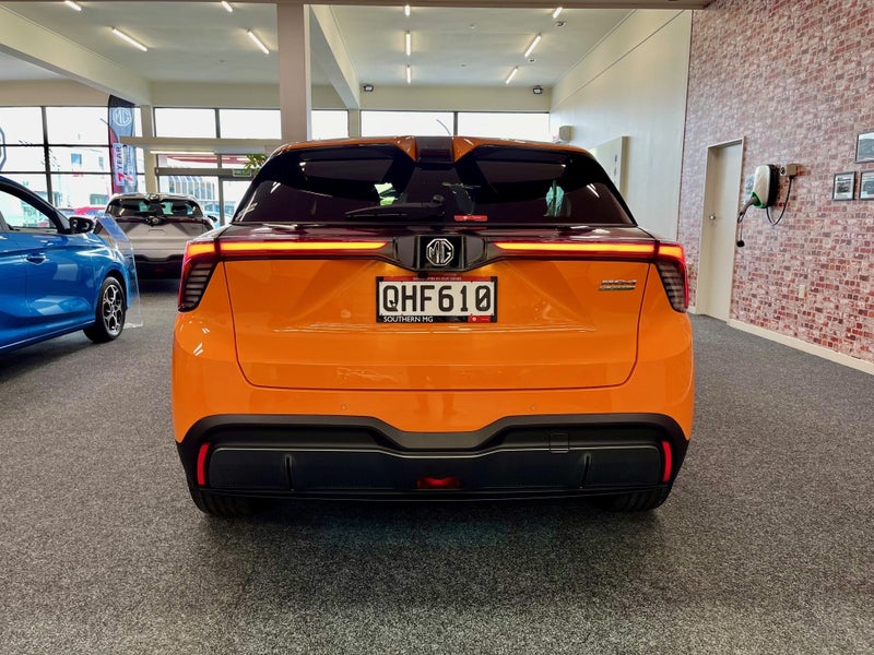 2023 MG MG4 Essence Long range (530km) image 3