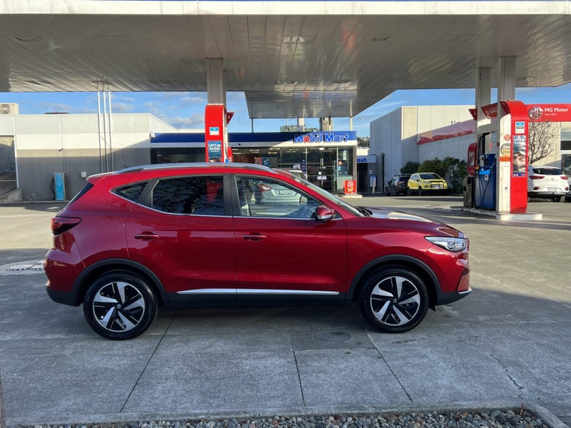 2023 MG ZS EV Essence Long Range image 5