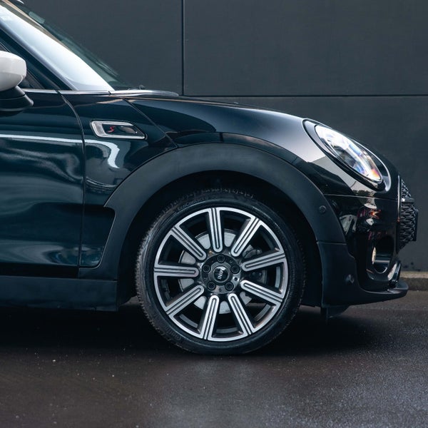 2023 MINI Clubman Cooper S image 5
