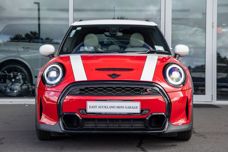 2023 MINI Cooper S 5-Door Yours(Full spec) image 2