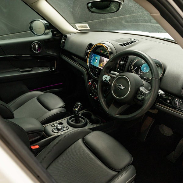 2023 MINI Countryman Cooper image 3
