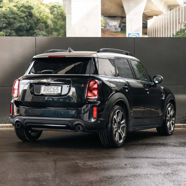 2023 MINI Countryman Cooper S LCI Yours image 2