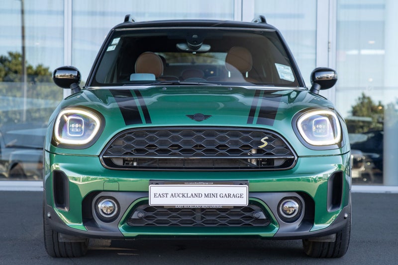 2023 MINI Countryman PHEV Plug-in Hybrid Yours[... image 2