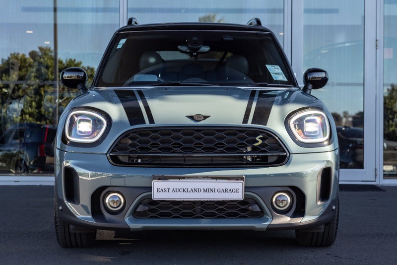 2023 MINI Countryman Plug-in Hybrid PHEV ALL4 image 2
