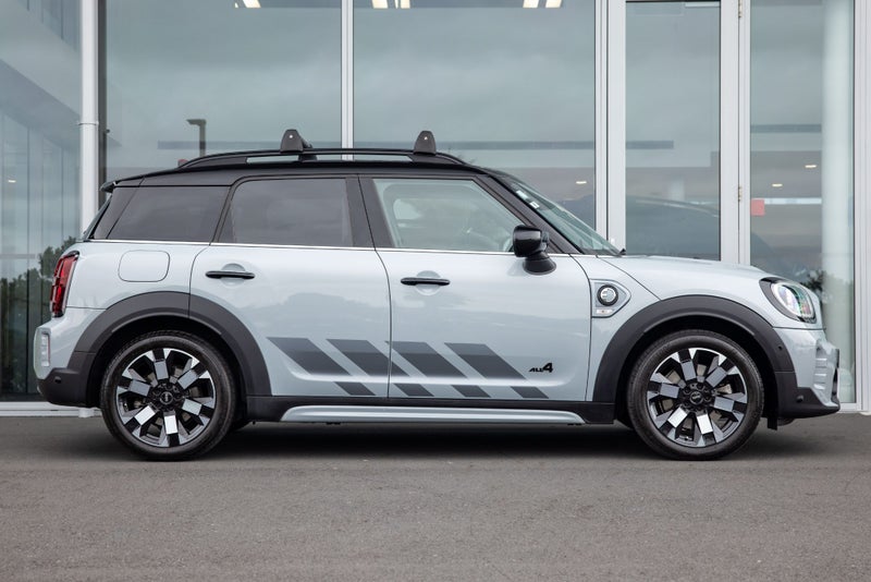 2023 MINI Countryman Plug-in Hybrid PHEV ALL4 U... image 3