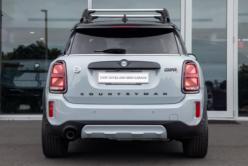 2023 MINI Countryman Plug-in Hybrid PHEV ALL4 U... image 4