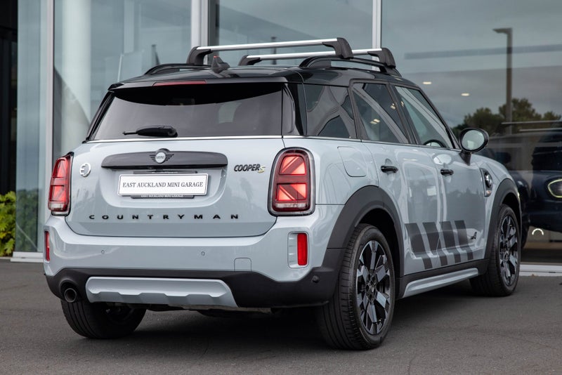 2023 MINI Countryman Plug-in Hybrid PHEV ALL4 U... image 5