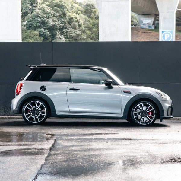 2023 MINI Hatch JCW 3 Door YOURS image 4
