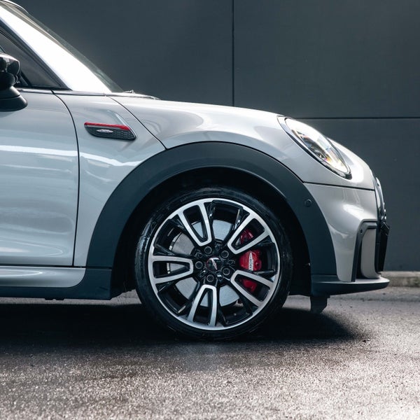 2023 MINI Hatch JCW 3 Door YOURS image 5
