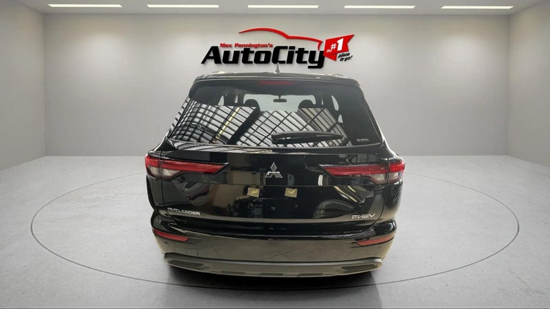 2023 Mitsubishi Outlander LS PHEV 4WD image 4