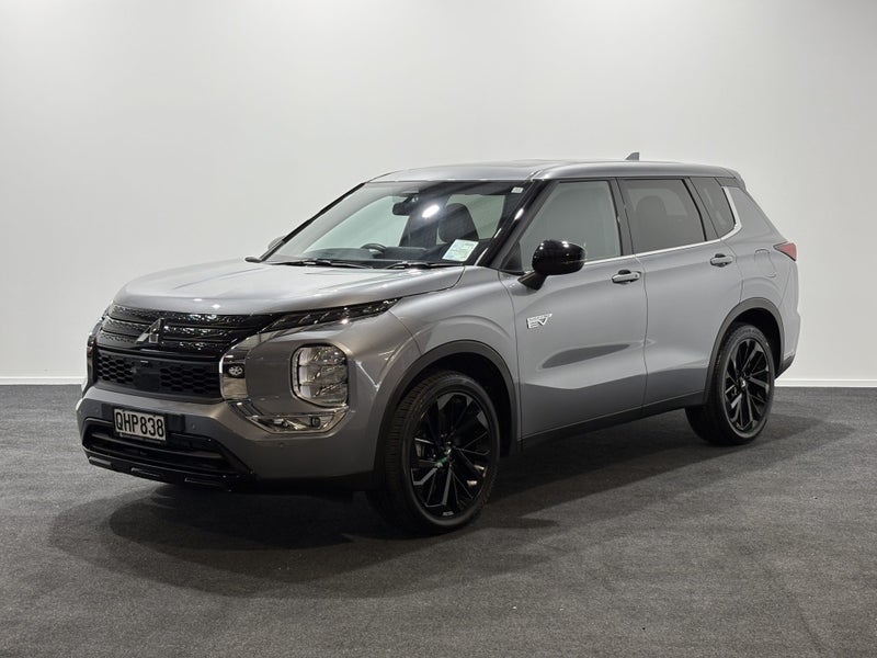 2023 Mitsubishi Outlander PHEV Sport 4WD image 3