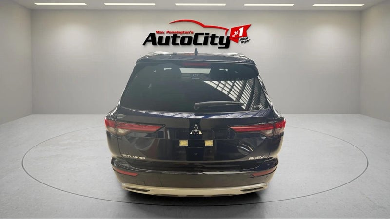 2023 Mitsubishi Outlander XLS PHEV 4WD image 3
